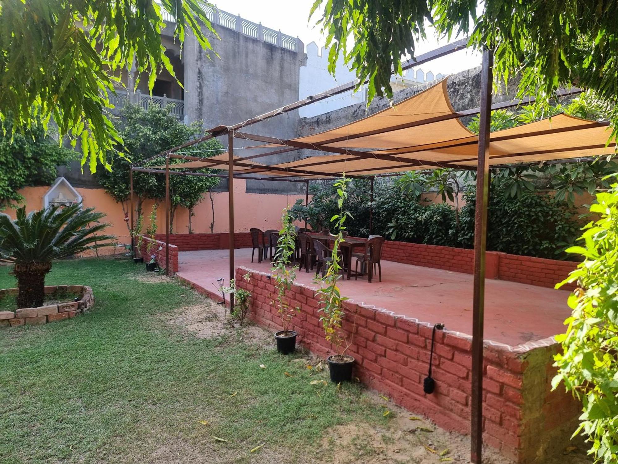 Karavan Kafe Pushkar Exterior foto